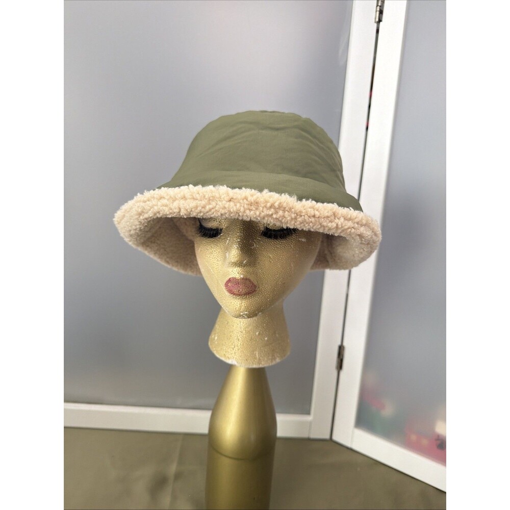 Zara Cozy Fleece Bucket Hat Green M